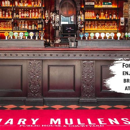 Mary Mullen'S Rooms Eyre Square. Galway Exterior photo