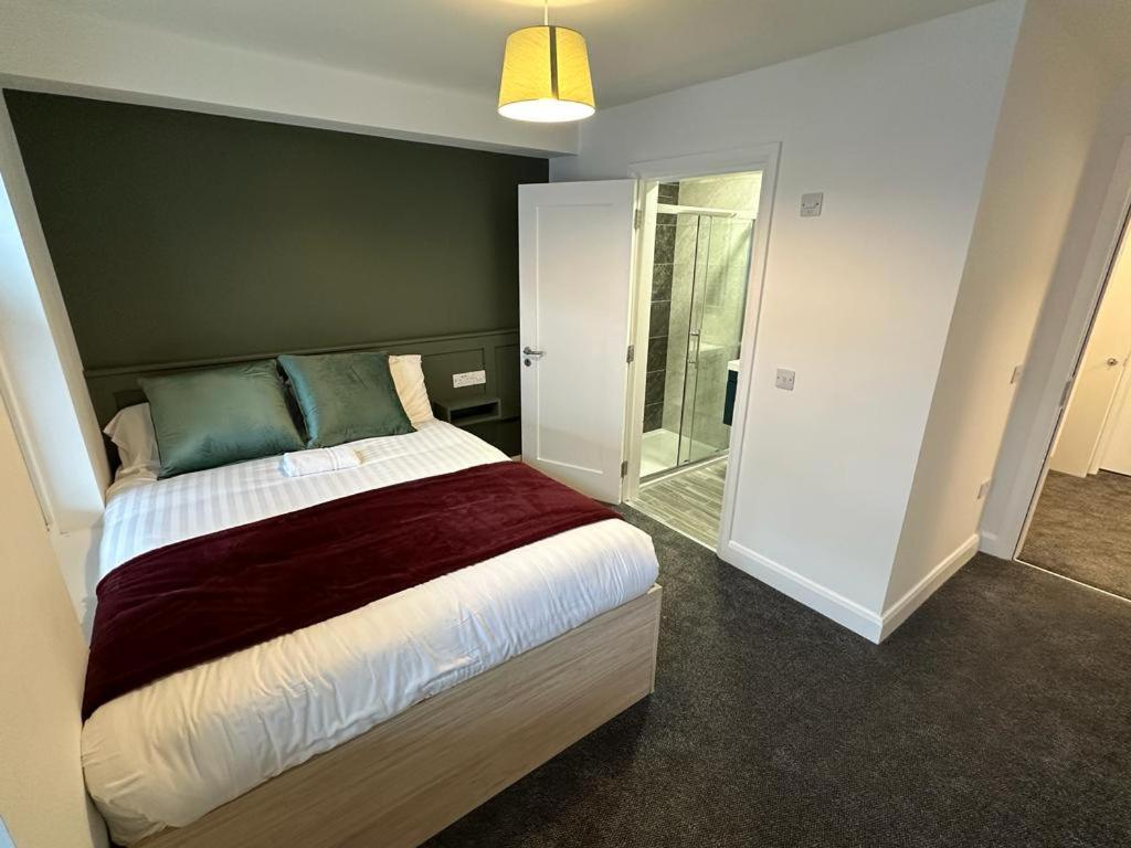Mary Mullen'S Rooms Eyre Square. Galway Exterior photo